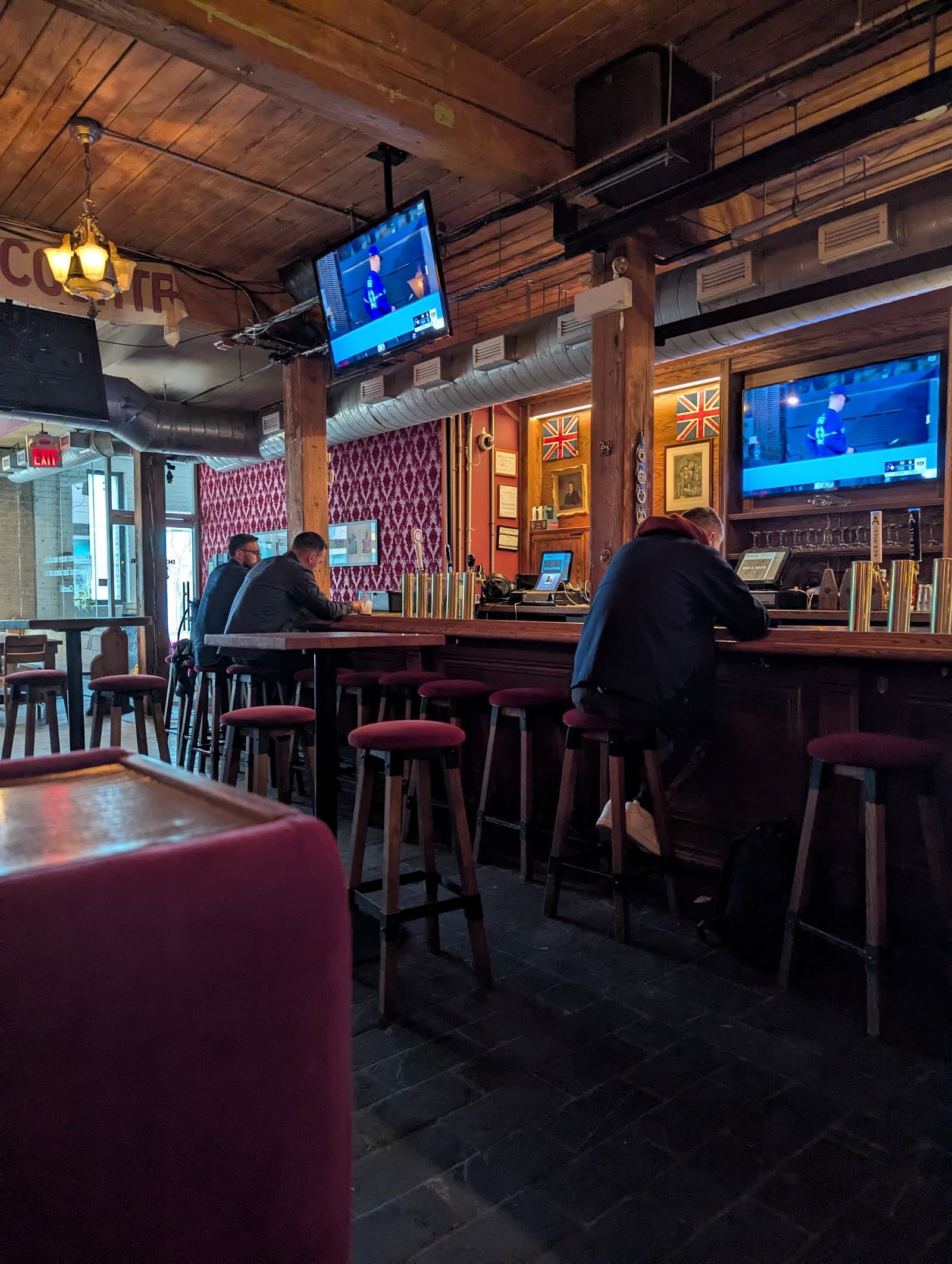 The Dog & Bear Pub